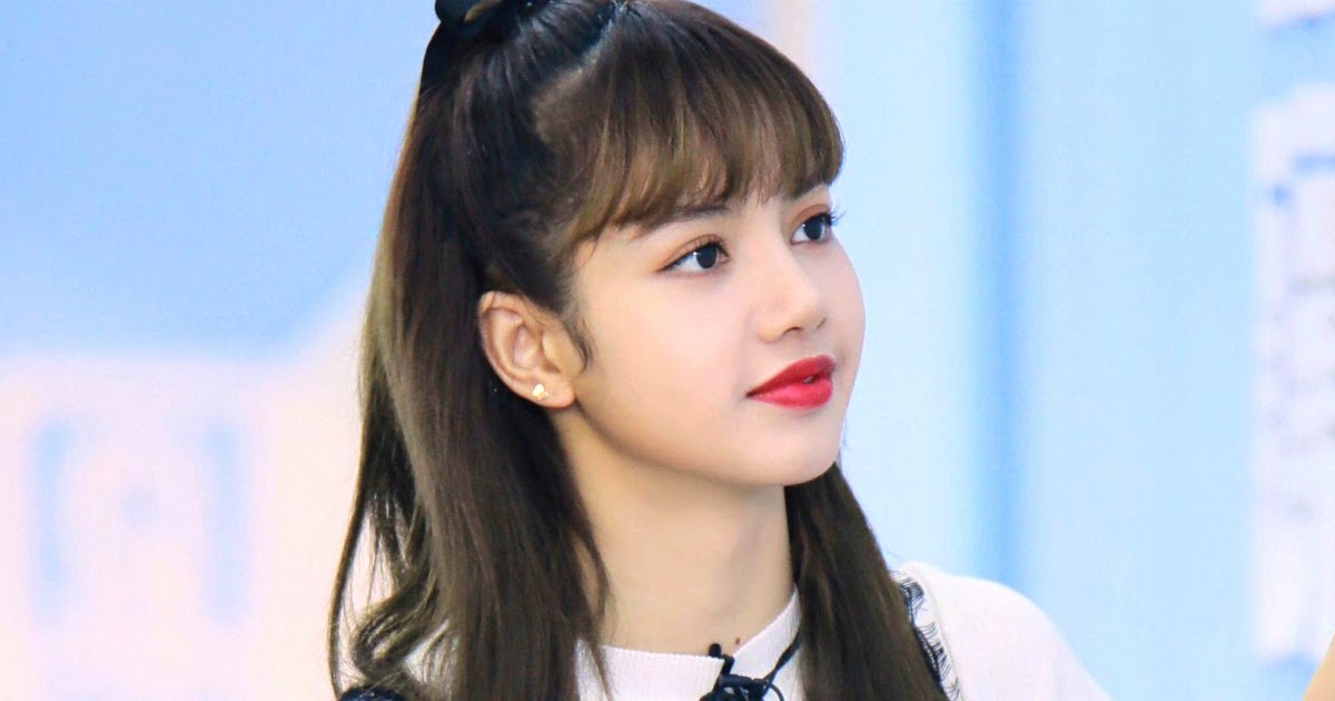 How Many Languages Can Lisa From BLACKPINK Speak? | amuze | Ayedot